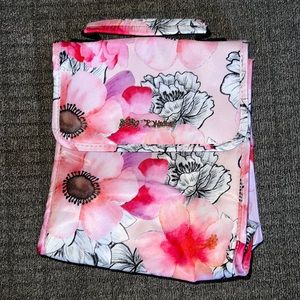 Betsey Johnson lunchbox